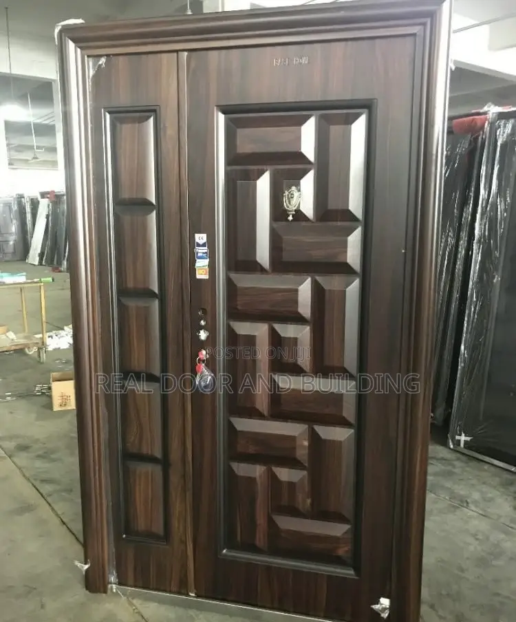 4ft X7ft Imported German Steel Door. (42lgue)