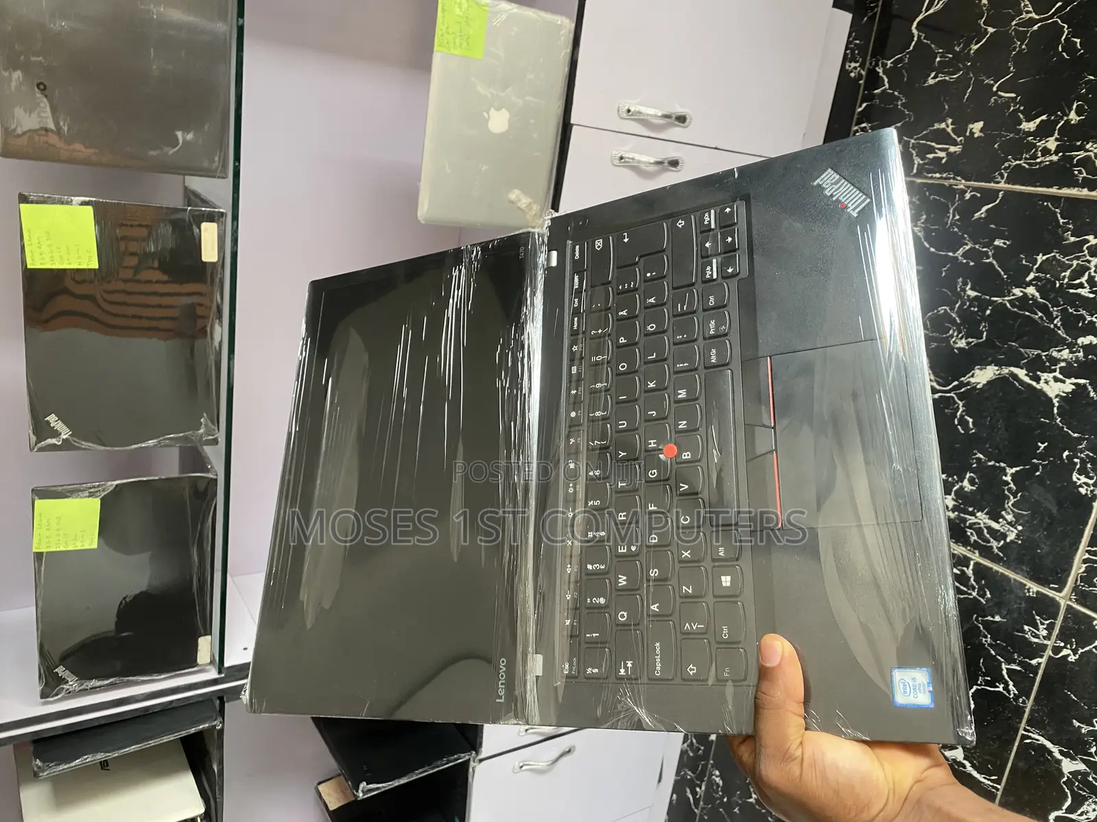 New Laptop Lenovo 8GB Intel Core i5 SSD 256GB