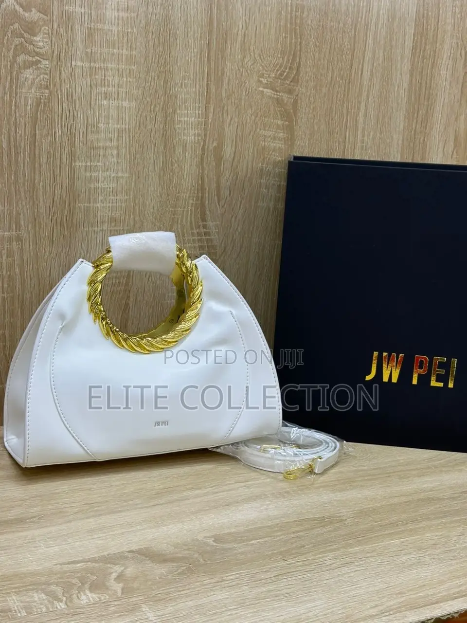 Pw Jei Bag Available in Colours,Fully Packaged With Box , Medium Size