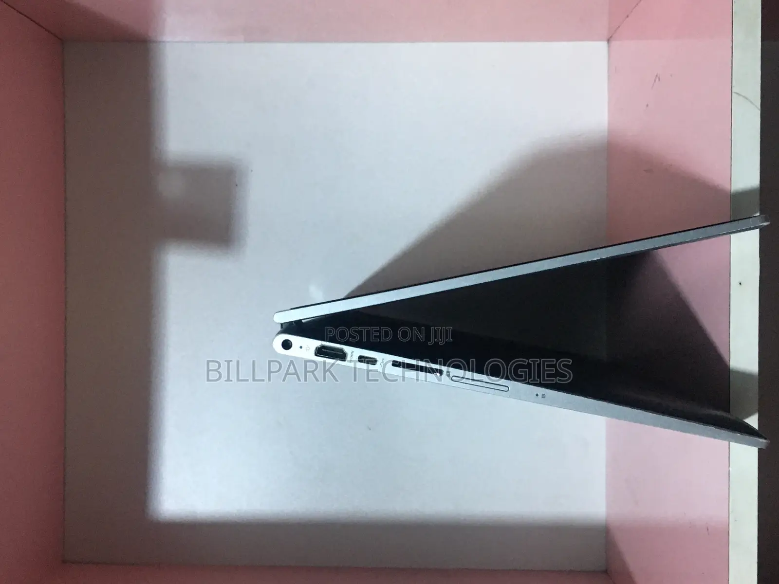 Laptop HP Pavilion x360 8GB Intel Core i3 SSD 250GB