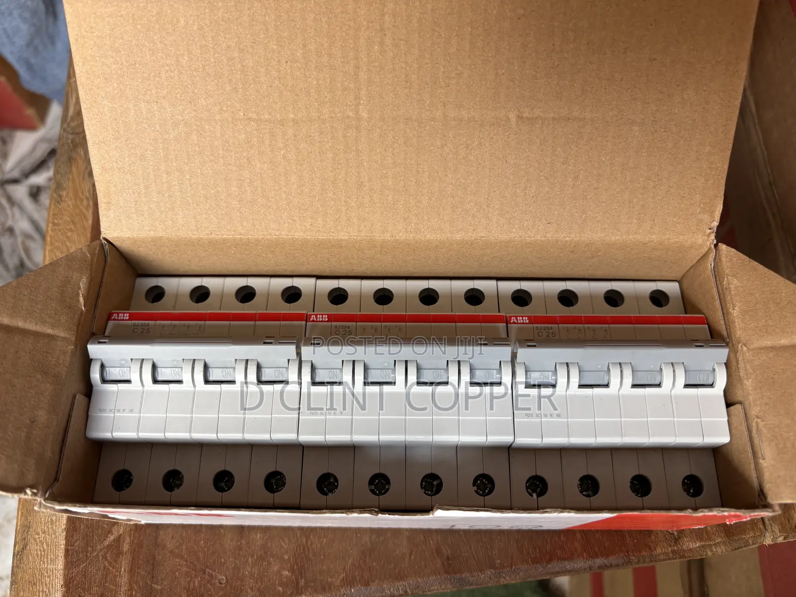 25 Amps 4 Pole (Mcb) Abb Breaker