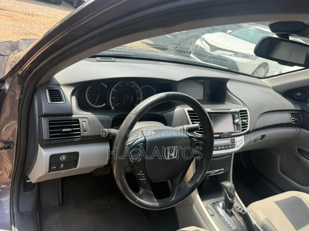 Honda Accord EX-L 4dr Sedan (2.4L 4cyl CVT) 2015 Gray