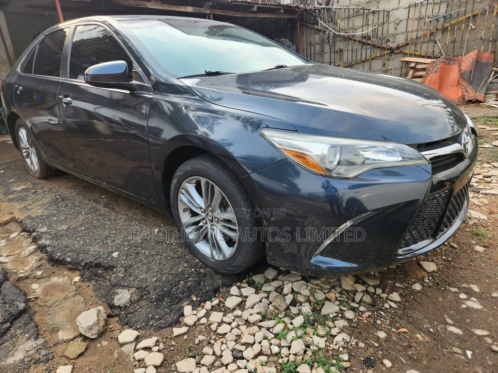 Toyota Camry SE 4dr Sedan (2.5L 4cyl 6A) 2015 Blue