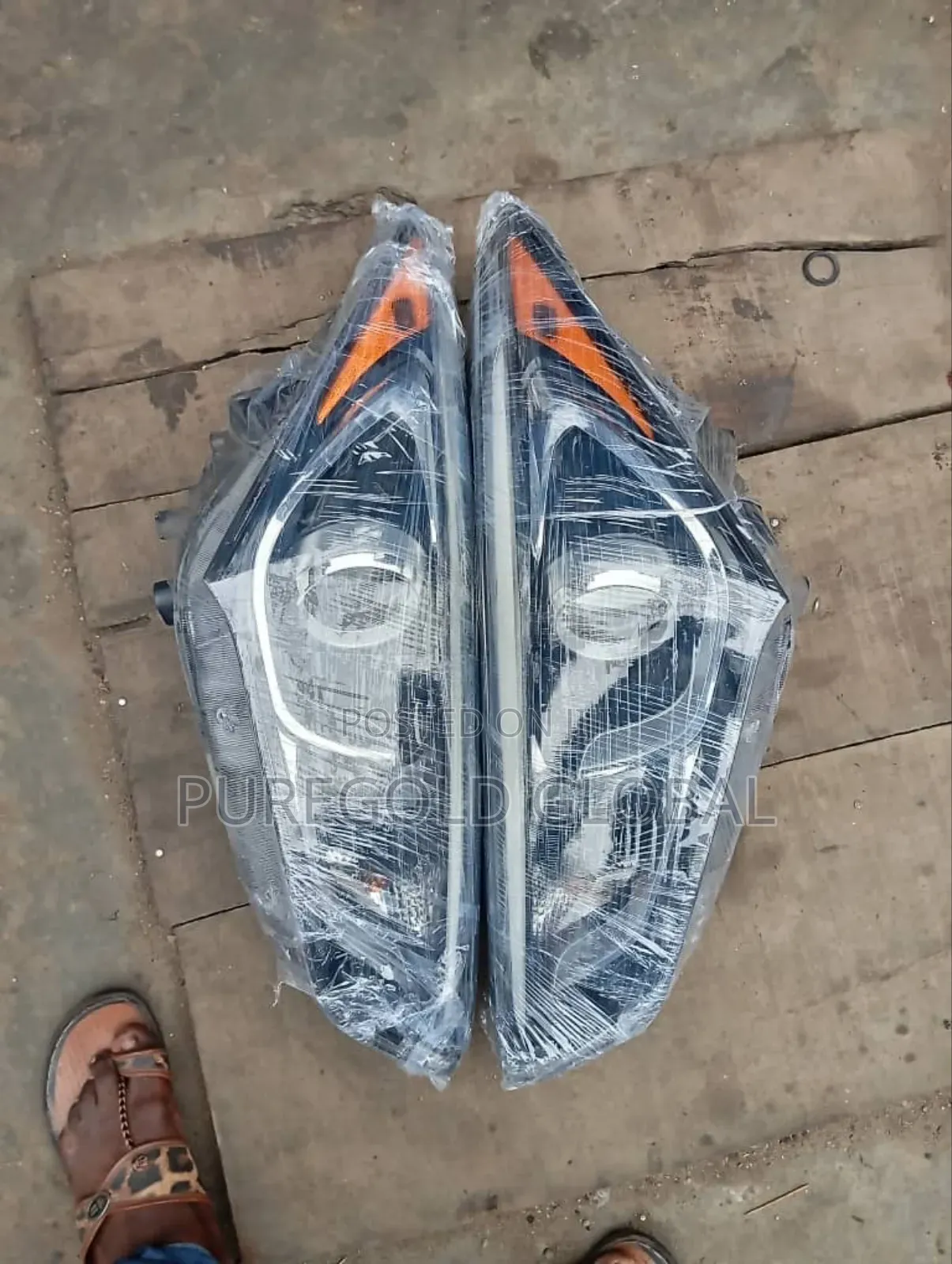 Santafe 2018 Model Headlamps