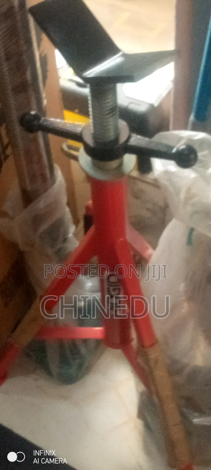 Ridgid V-head Pipe Stand
