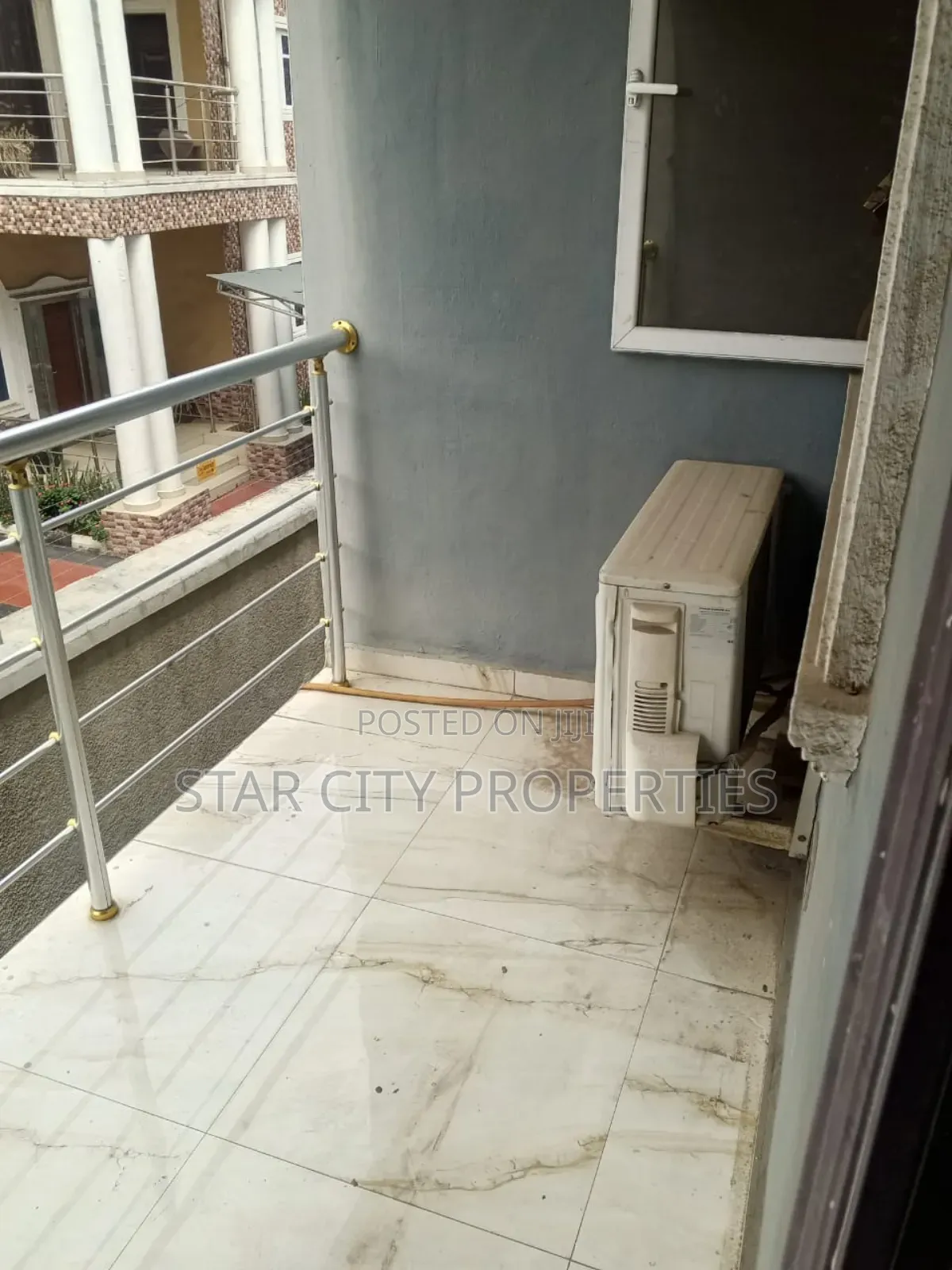 3bdrm Apartment in Awuse Estate, Opebi for rent