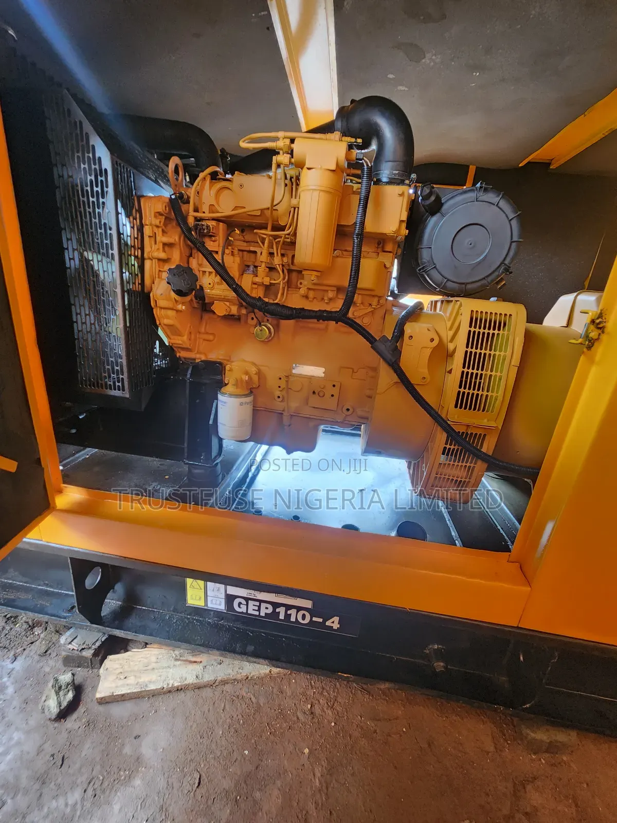 100kva Mantrac Cat Almost New Soundproof Generator