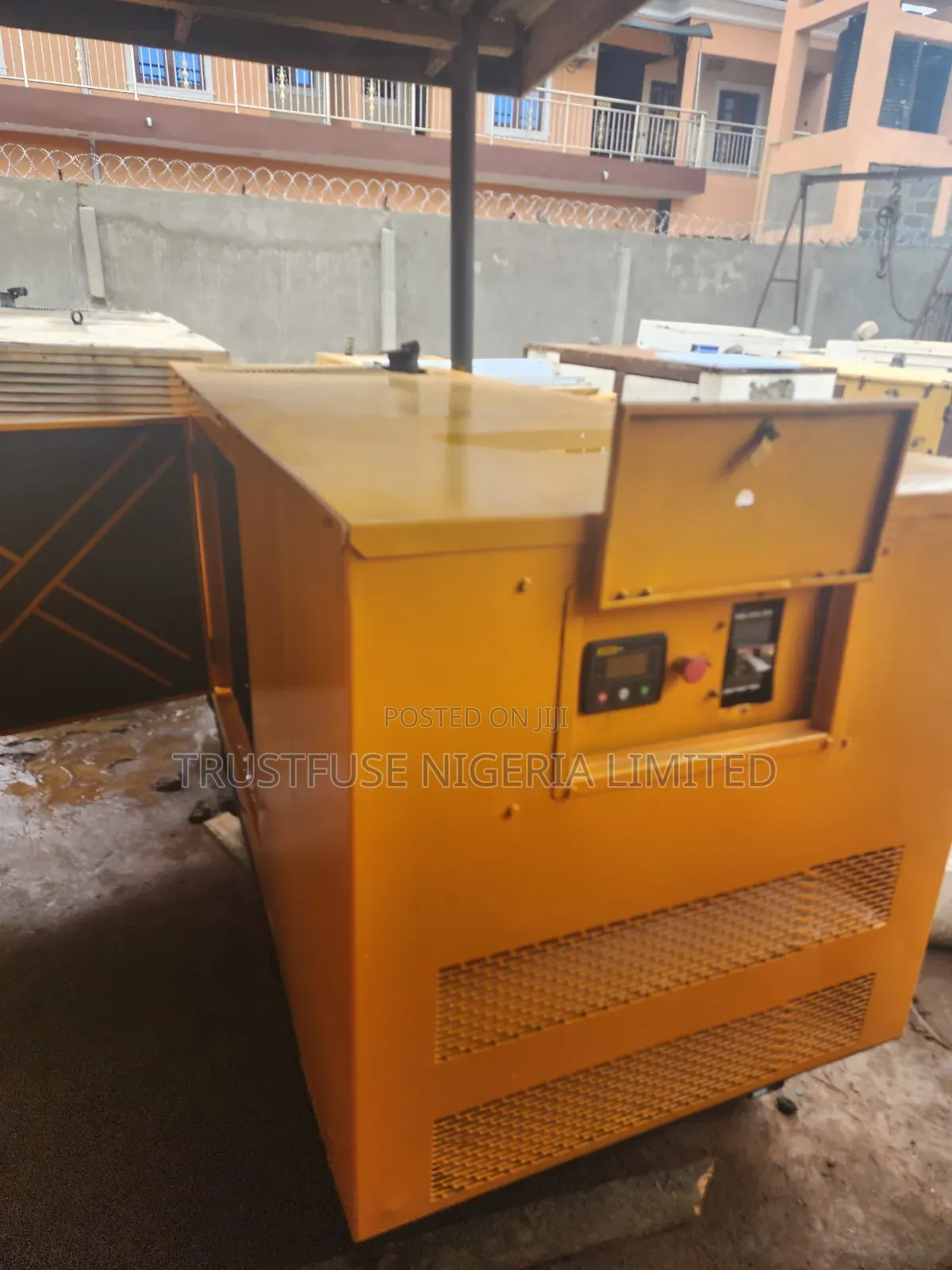 100kva Mantrac Cat Almost New Soundproof Generator
