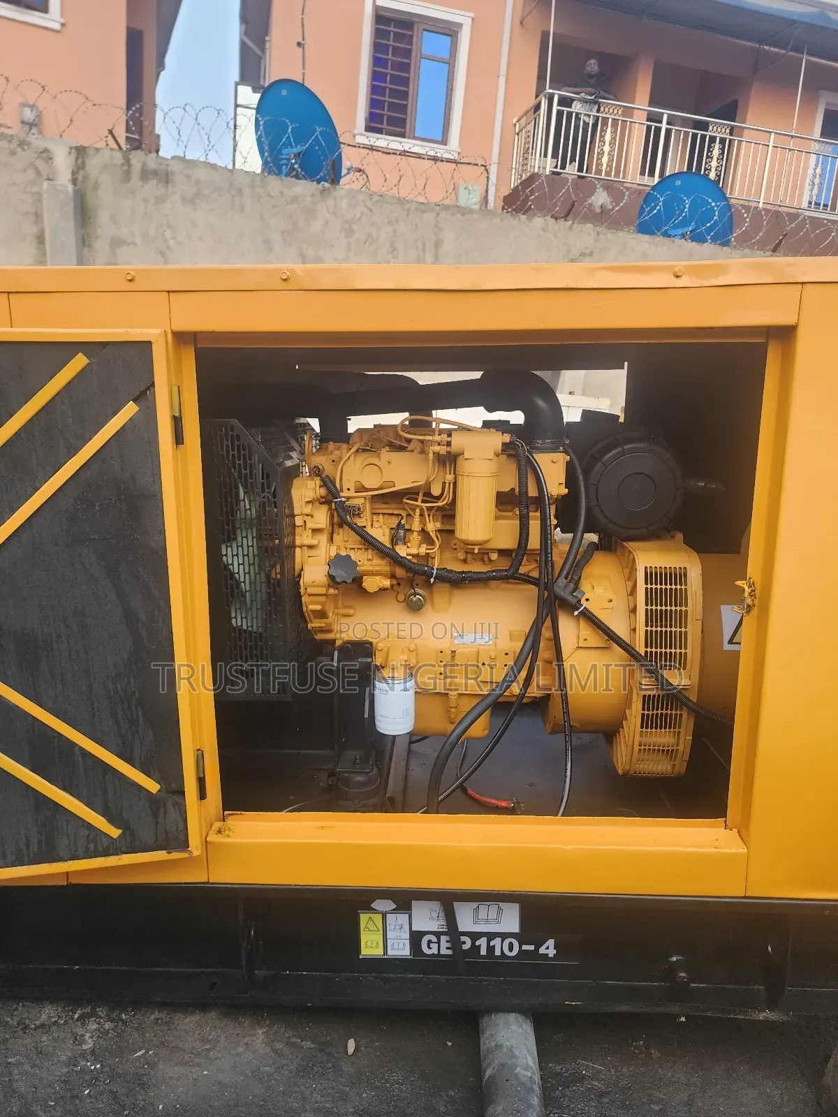100kva Mantrac Cat Almost New Soundproof Generator