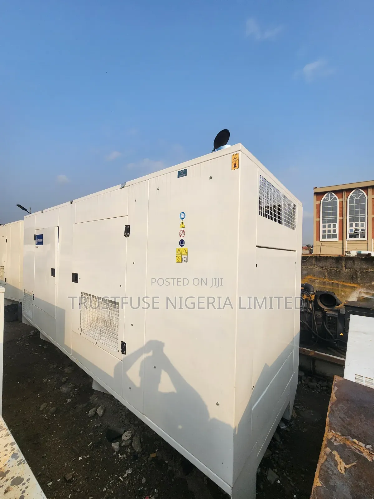 350kva 2300 Series Uk Perkins Heavy Duty Generator.