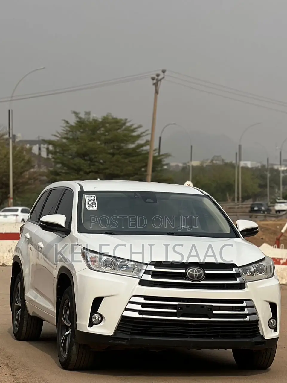 Toyota Highlander LE Plus 4x4 V6 (3.5L 6cyl 8A) 2018 White