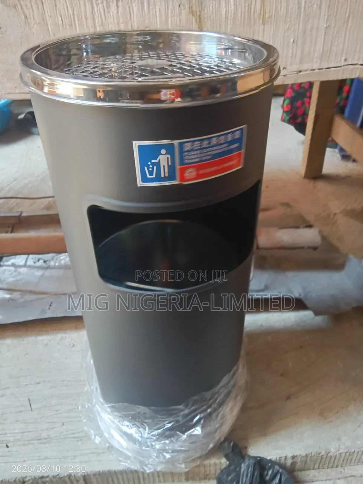 Ashtray Cigarette Bin Outdoor Stainless Steel Black 60.5 X 24.5 Cm