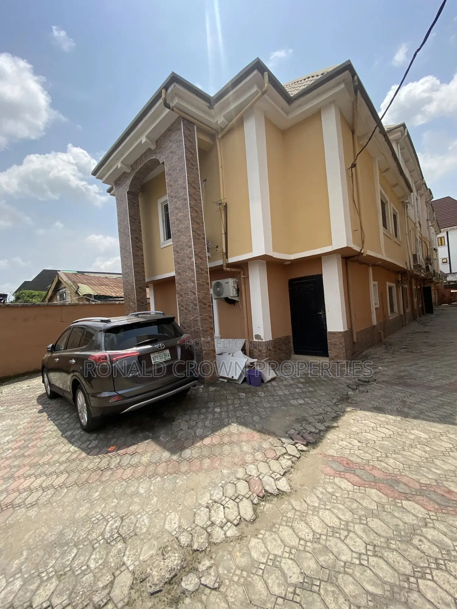 2bdrm Block of Flats in Ago Palace for sale
