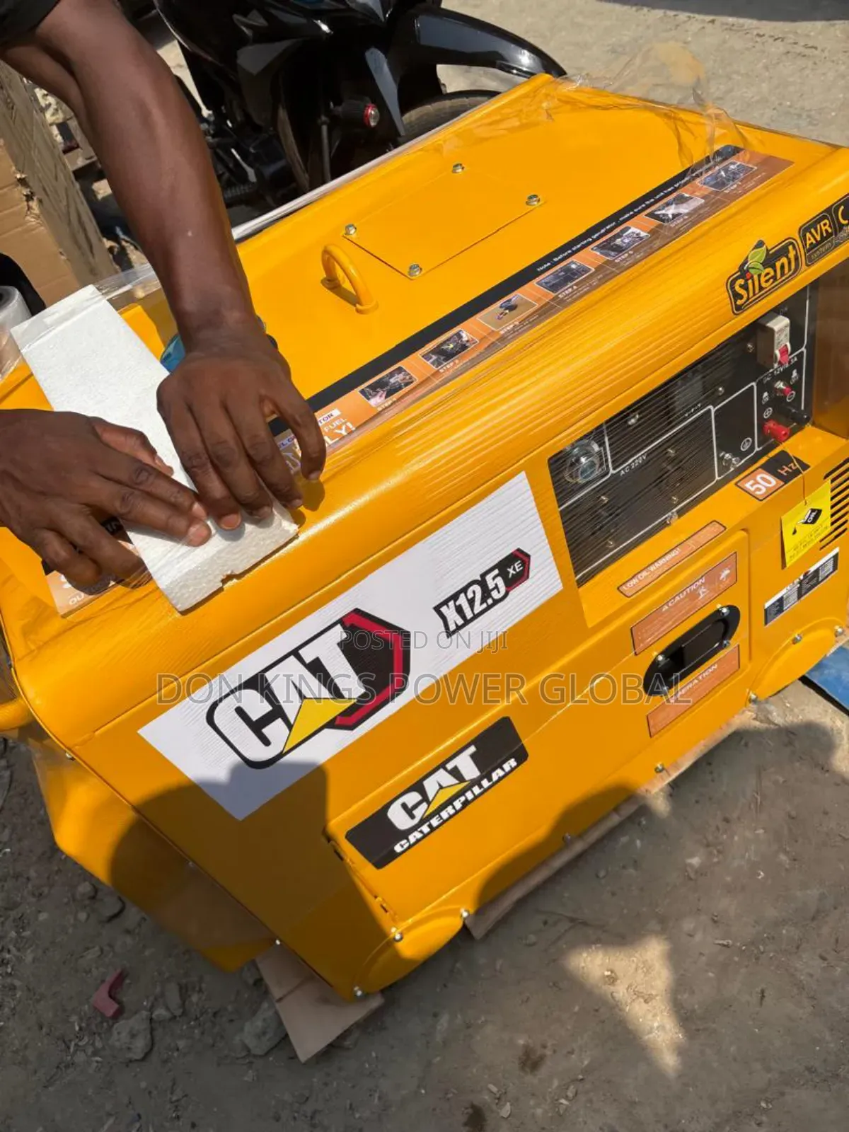 Cat 12.5kva Soundproof Diesel Generator – High Power Performance