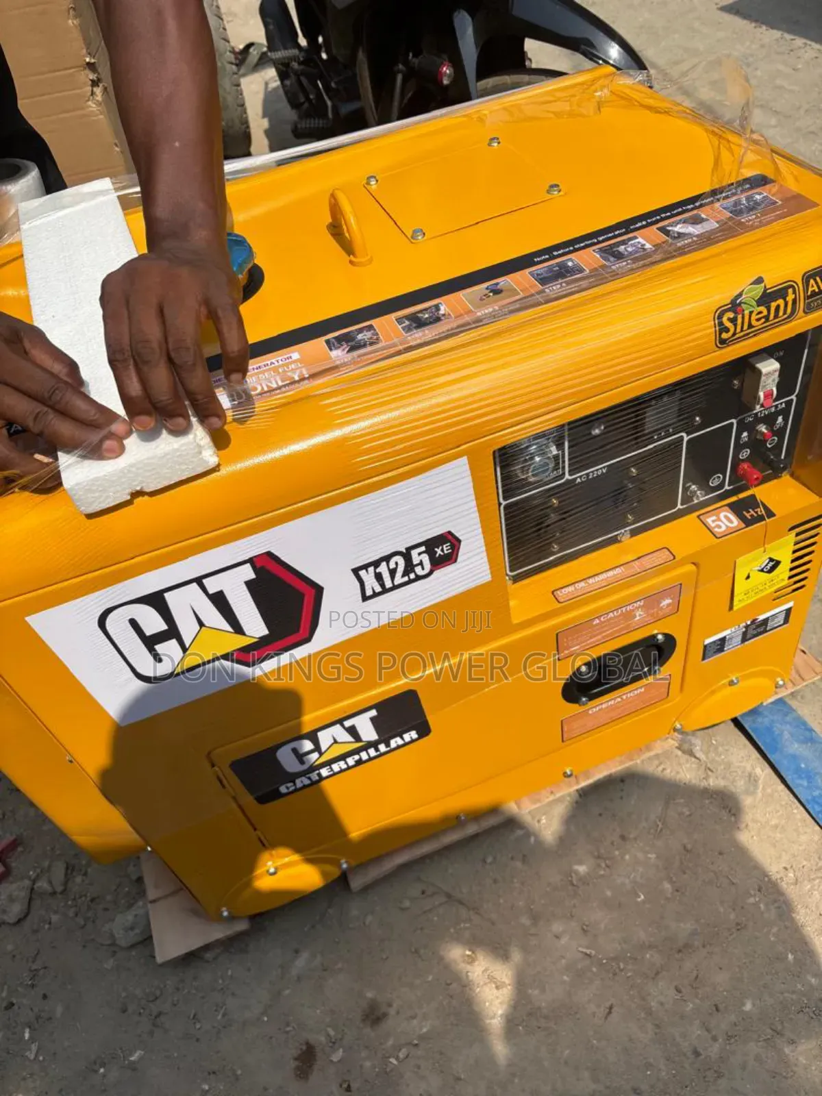 Cat 12.5kva Soundproof Diesel Generator – High Power Performance