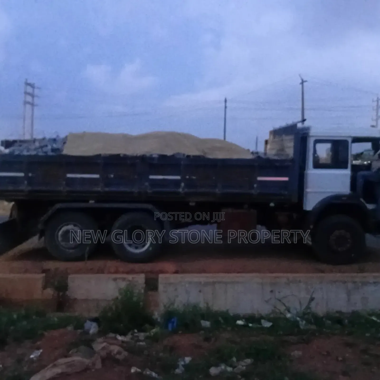 30tons of Granite and Sharp Sand