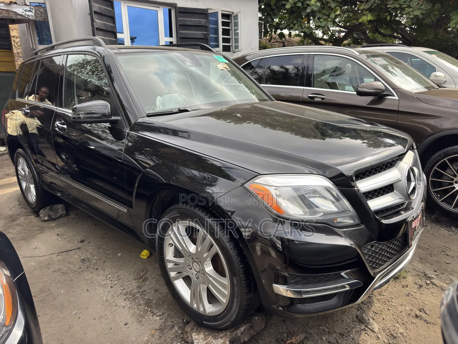 Mercedes-Benz GLK-Class Base GLK 350 4dr AWD 4MATIC (3.5L 6cyl 7A) 2015