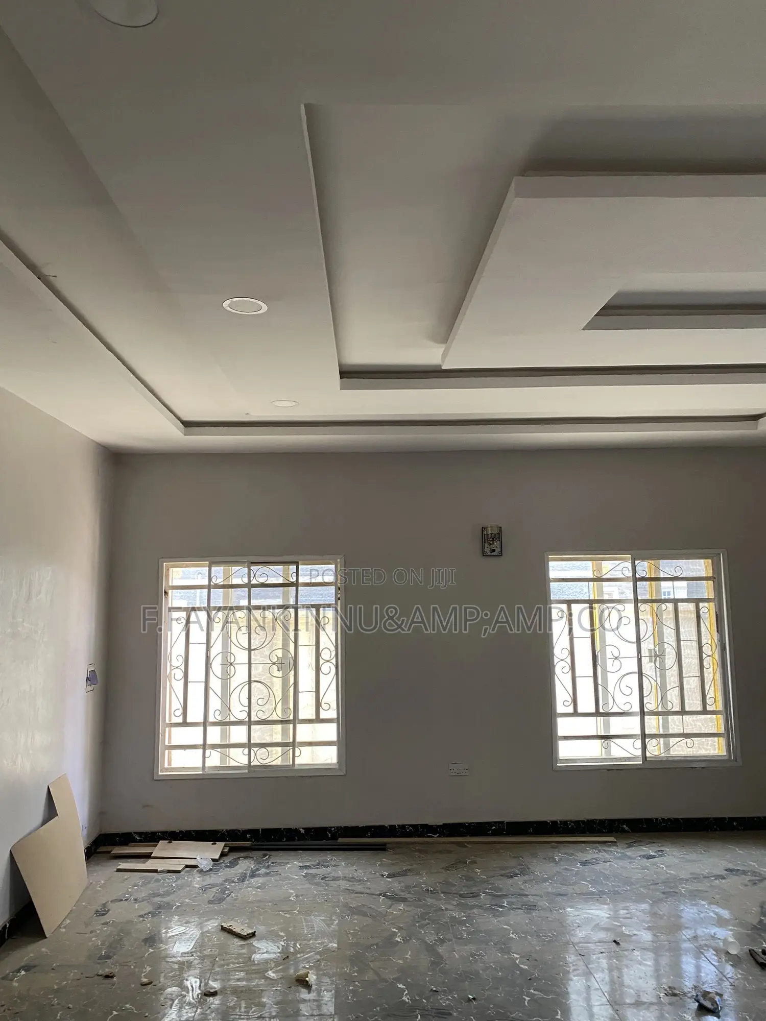 5bdrm Duplex in Lugbe District for rent