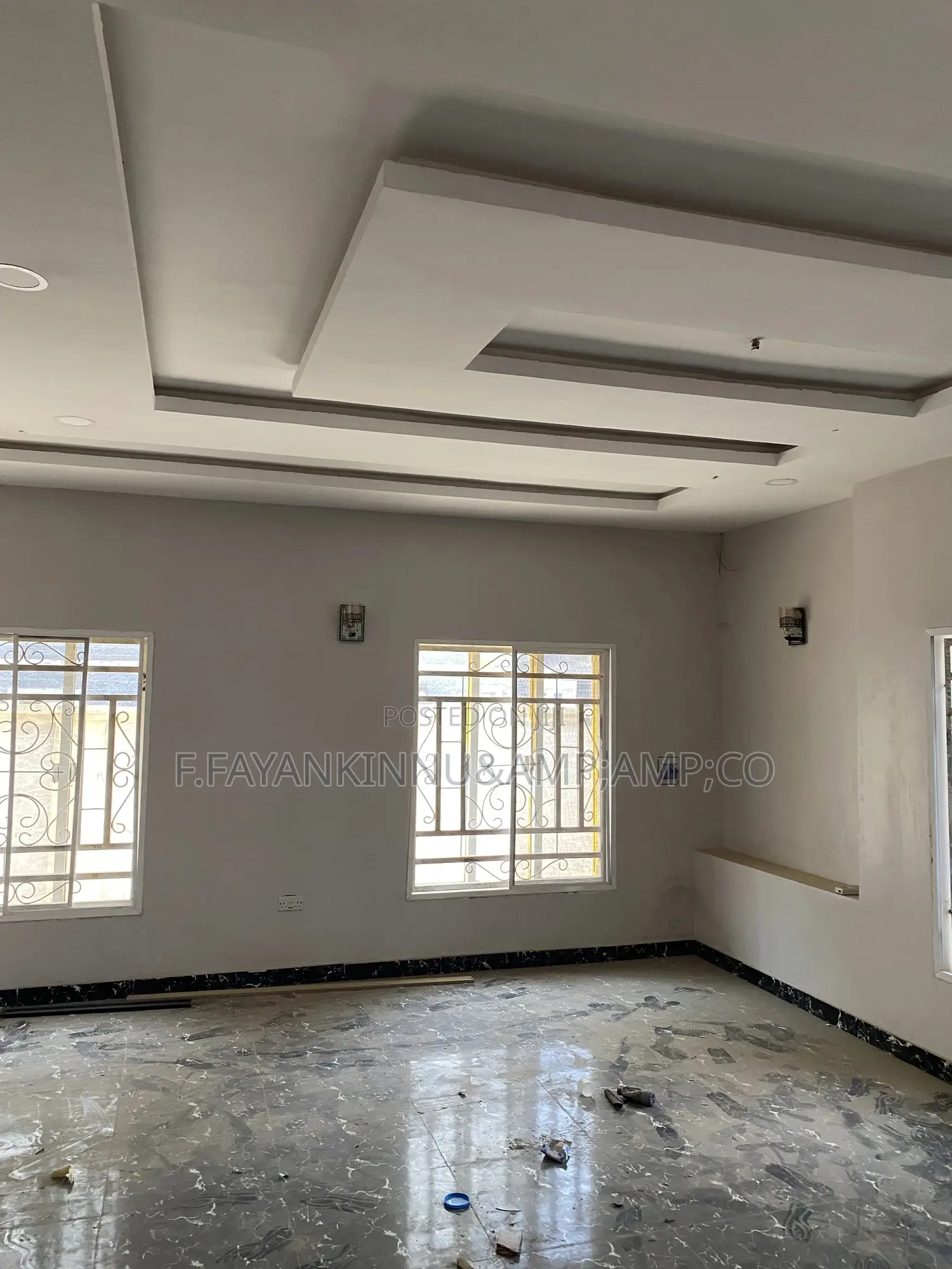 5bdrm Duplex in Lugbe District for rent