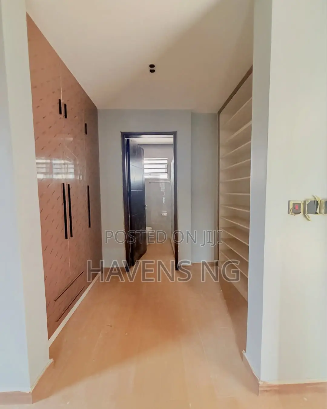 5bdrm Duplex in Opebi for sale
