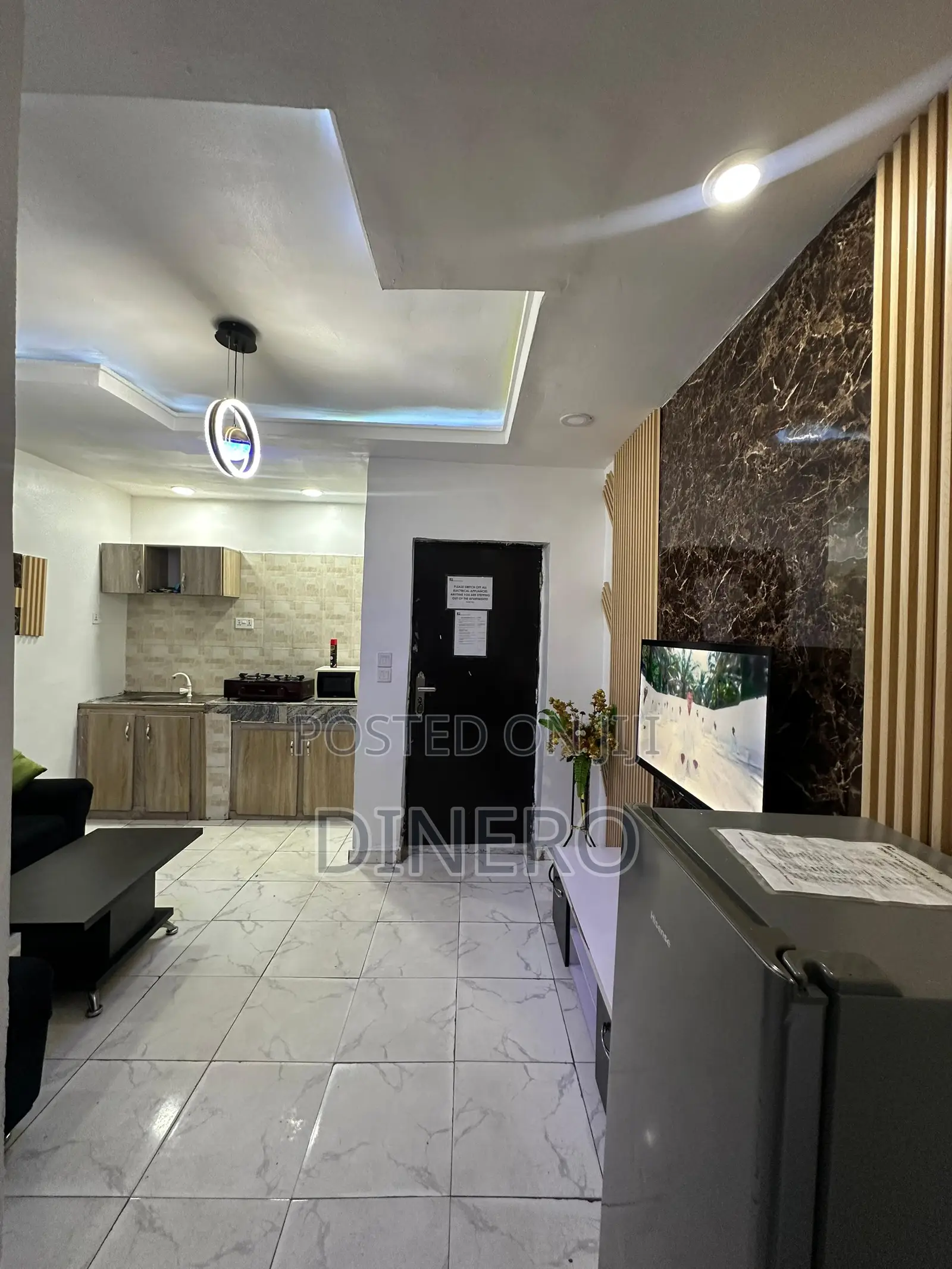 Dinero Gemstone - One Bedroom Apartment Surulere