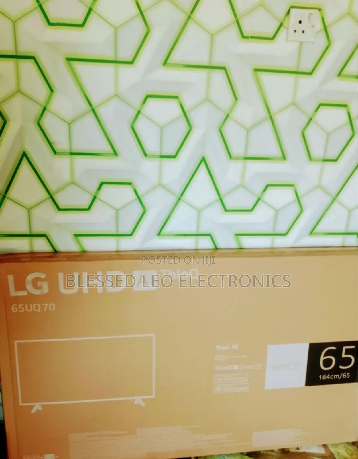  65" Premium Smart Tv – Bring the Cinema Home! 
