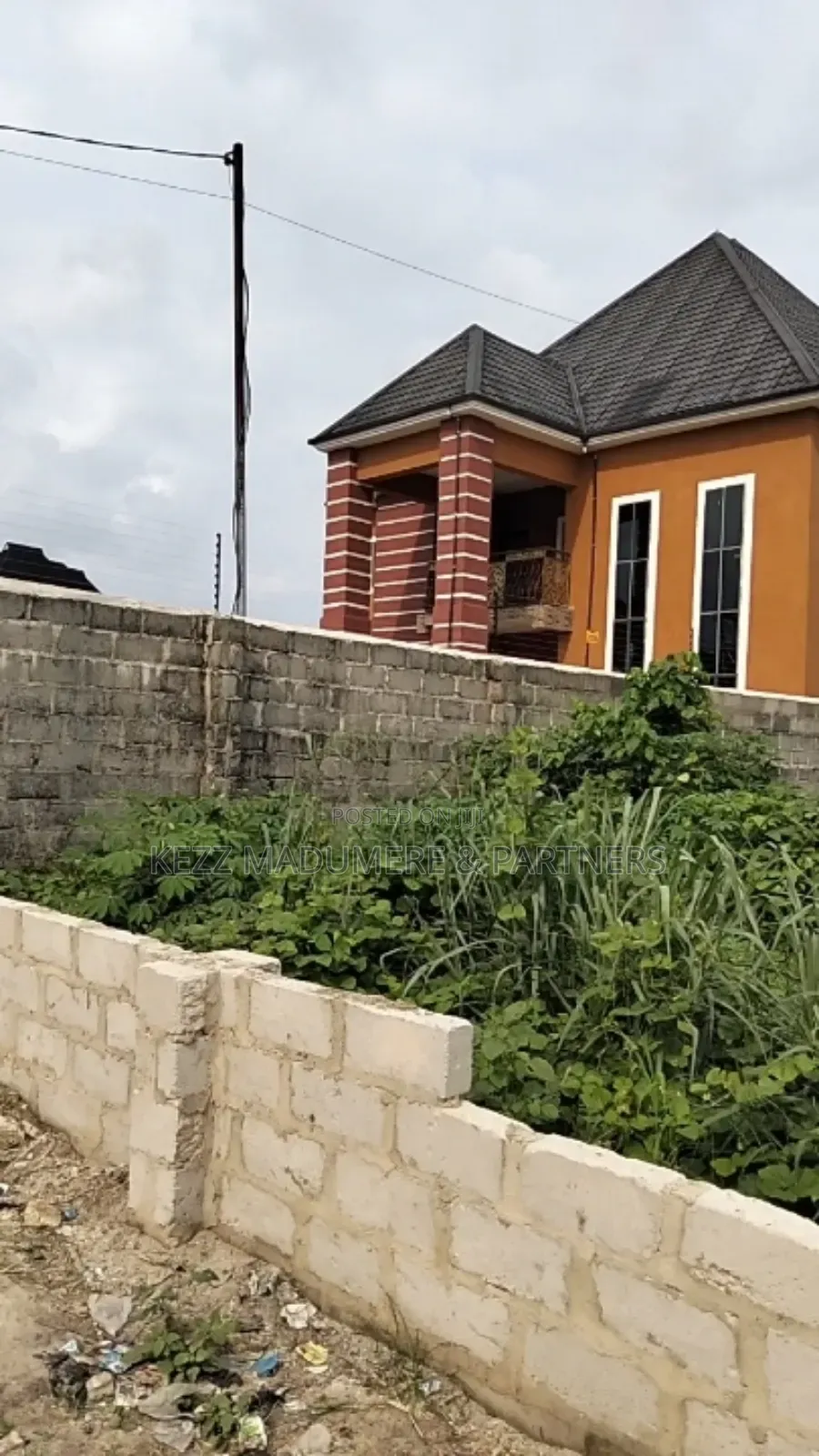 For Sale : Cornerpiece 1 Plot at Cedarwood Estate Sars Rd Ph