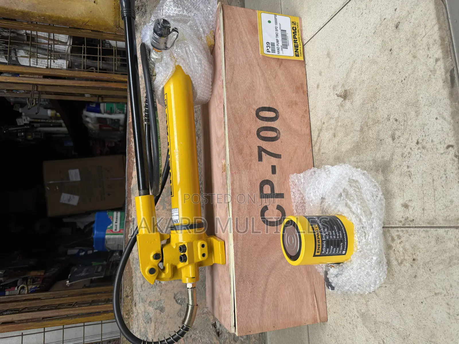 Enerpac Pump and Jack 20 Ton