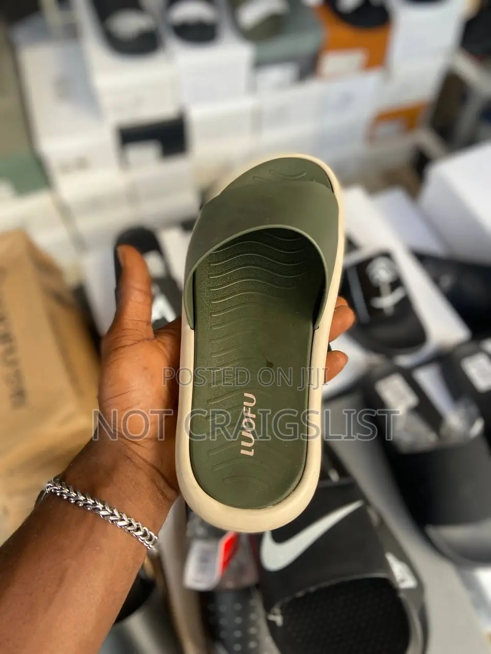 Comfy Luofu Slides for Men Women – Soft Palm Slippers