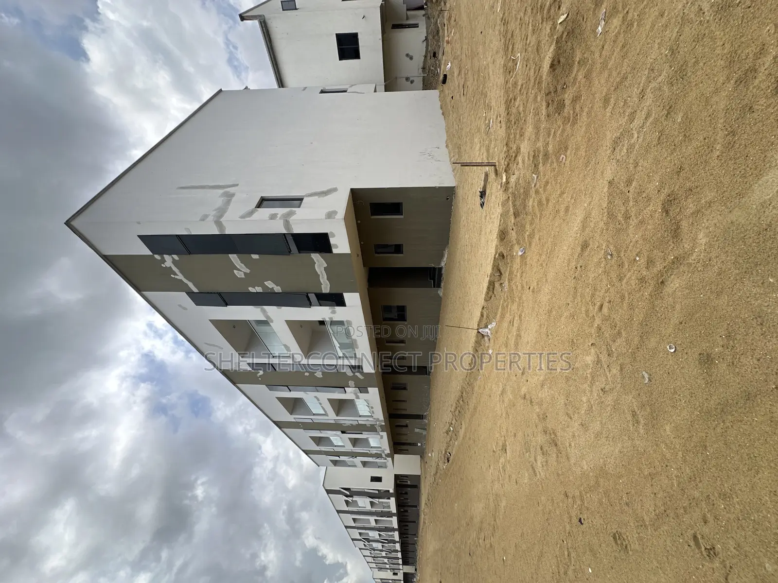 4bdrm Townhouse/Terrace in Lekki Phase 1 for sale