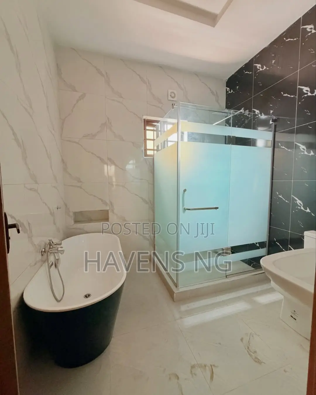 5bdrm Duplex in Adeniyi Jones for sale