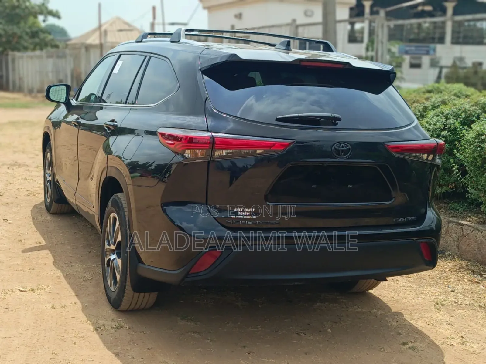 Toyota Highlander XLE 2022 Black