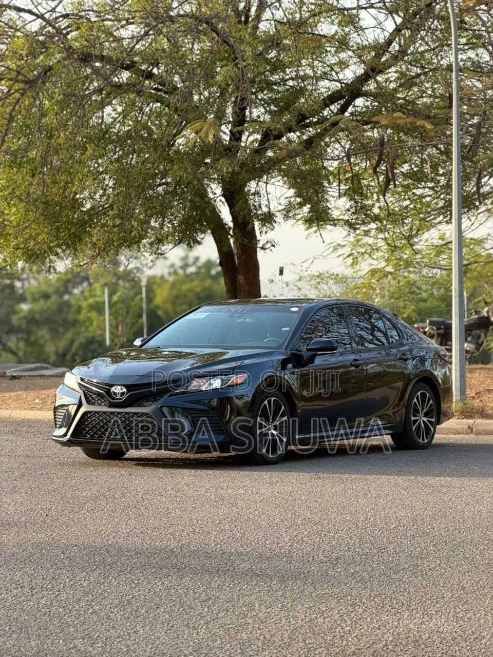 Toyota Camry SE (2.5L 4cyl 8A) 2019 Black