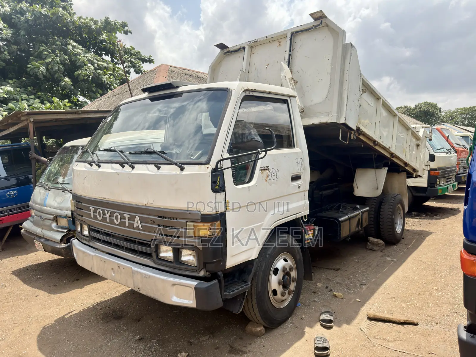 Toyota Dyna 300 Tipper Foreign Used ( Tokunbo )
