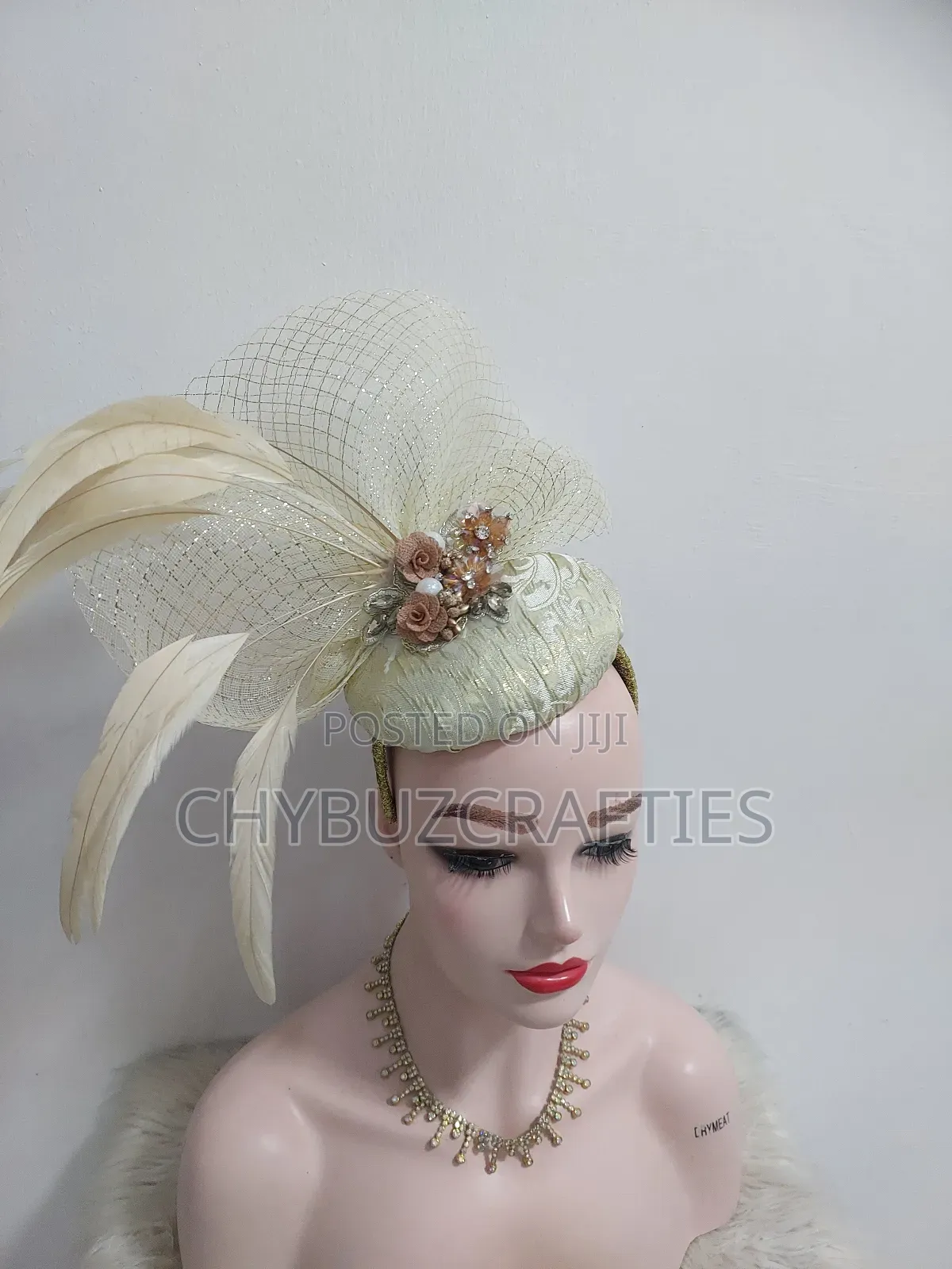 Gold Feathery Facinator