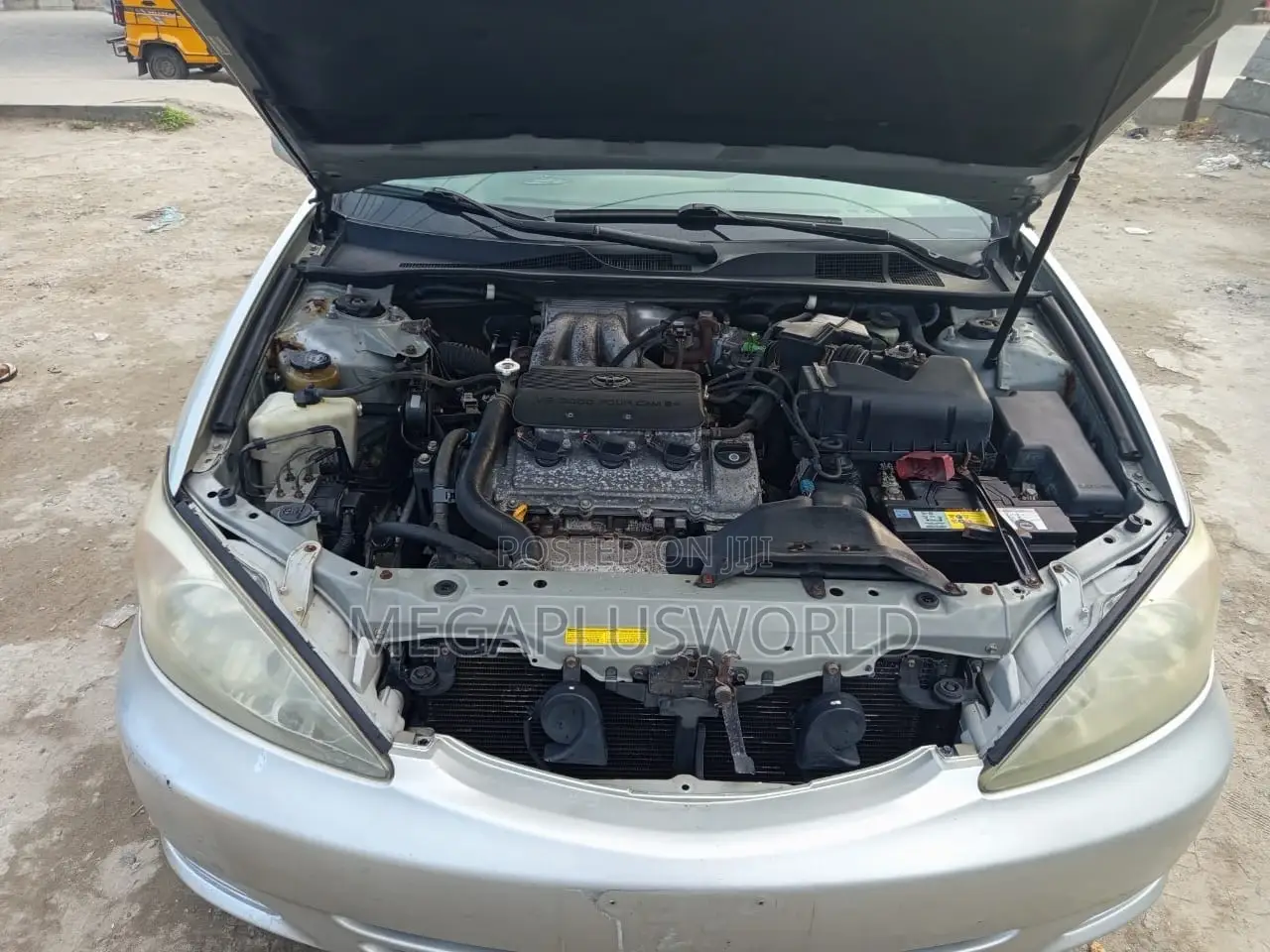 Toyota Camry LE V6 4dr Sedan (3.0L 6cyl 5A) 2003 Silver