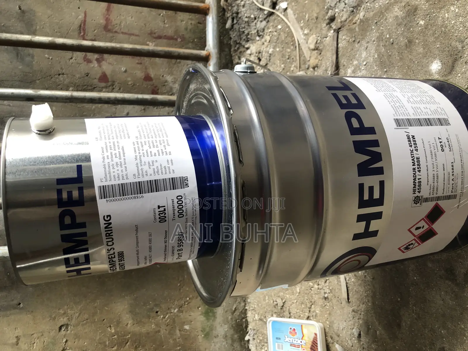 Hempel Curling Paint