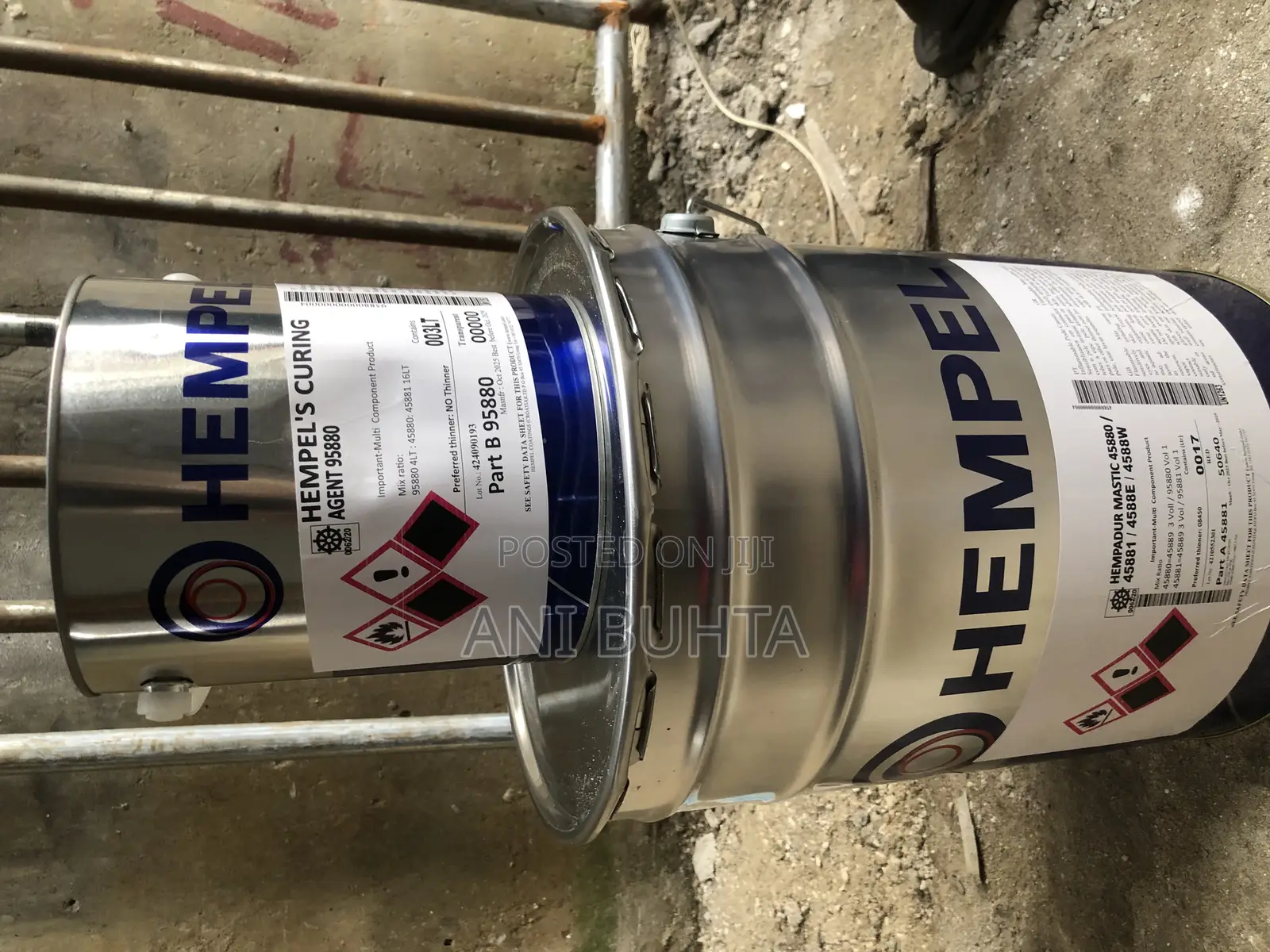 Hempel Curling Paint