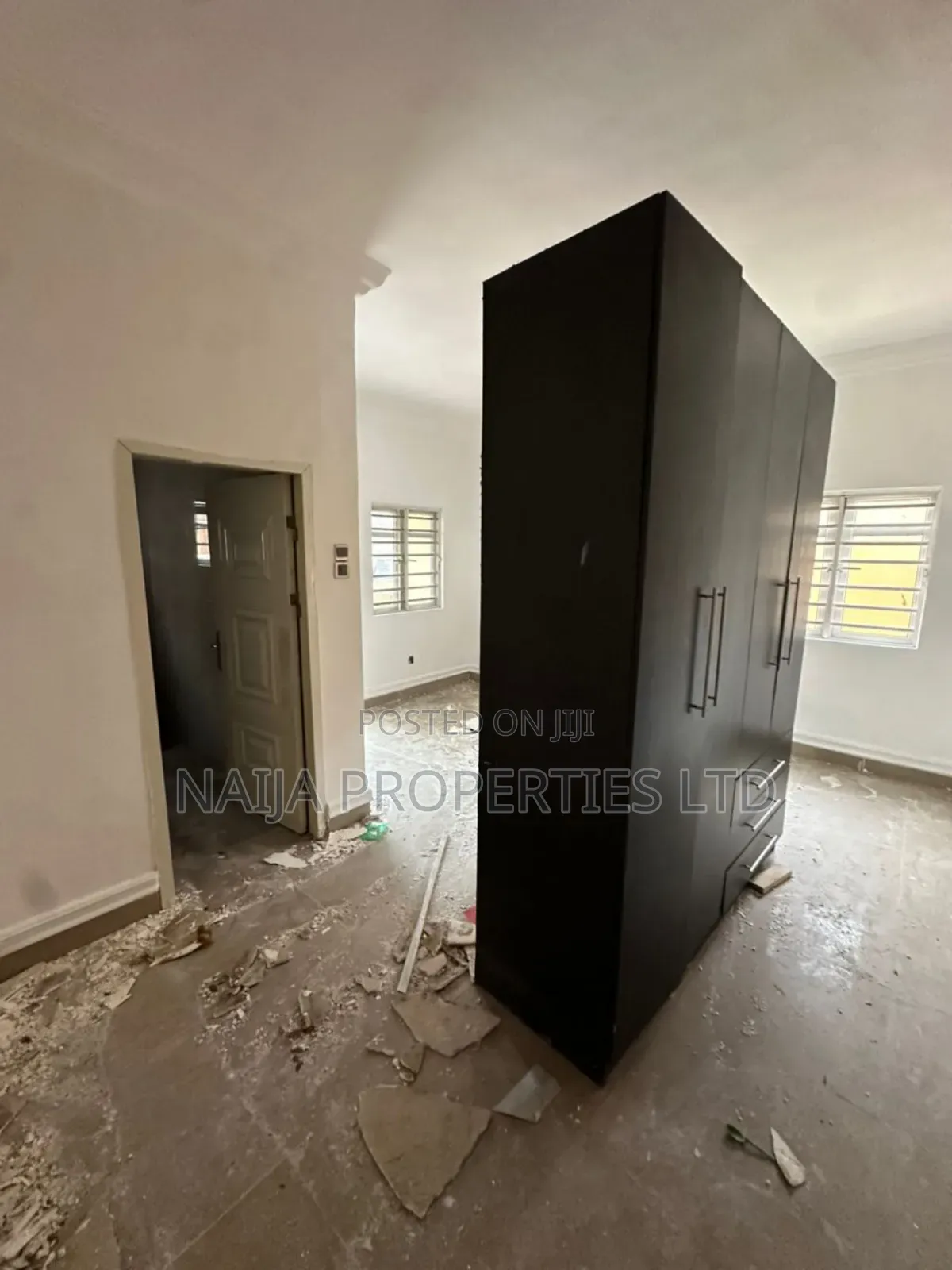 3 Bedroom Apartment at Ologolo, Lekki for Office Use