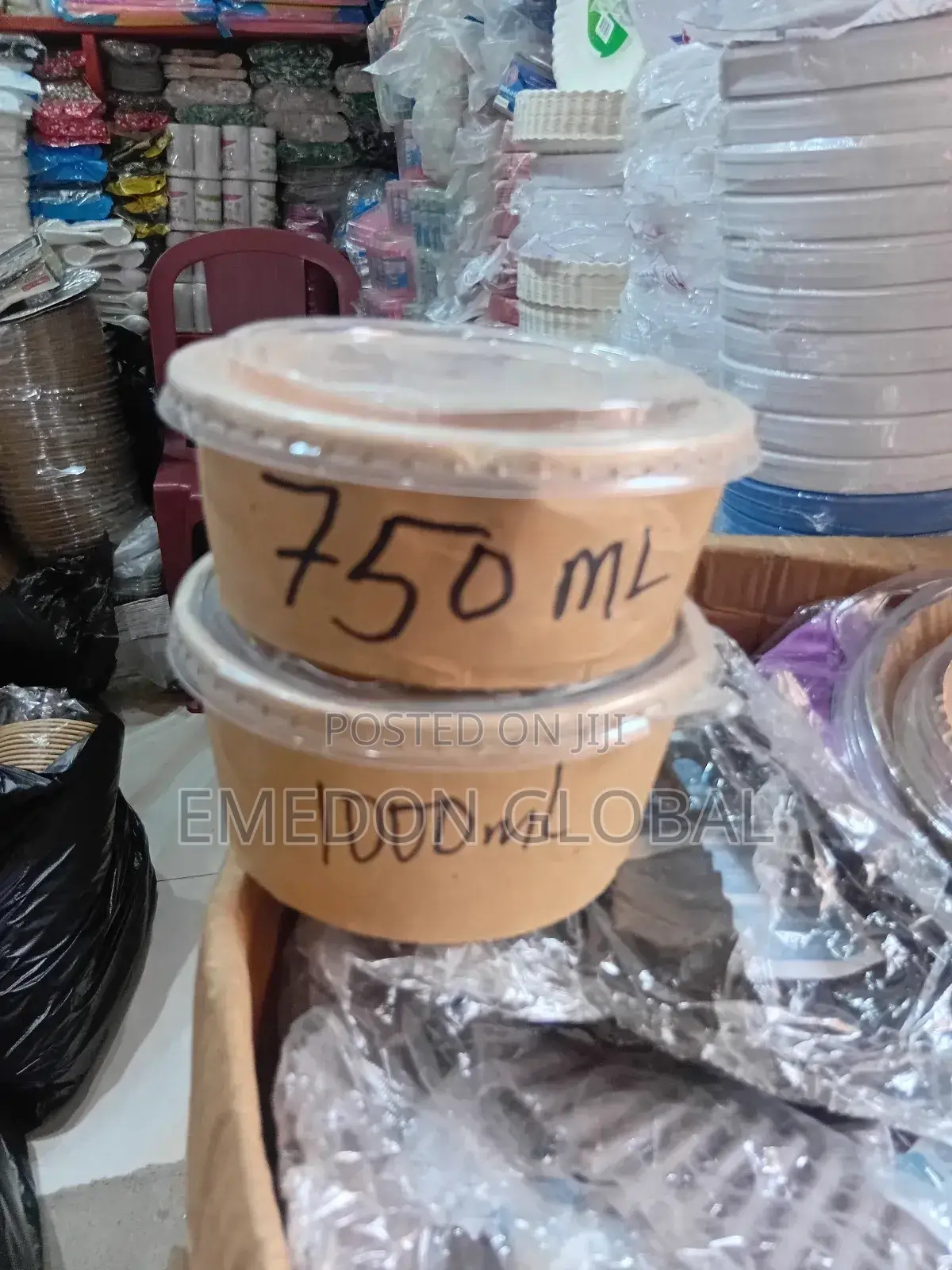 Disposable Paper Bowls With Lids. 50pcs
