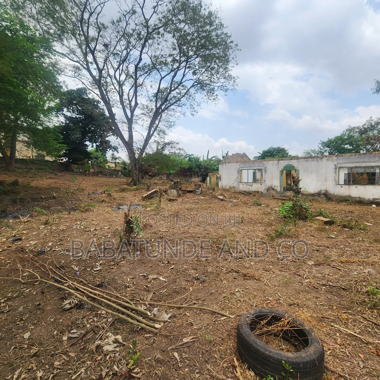 Plots of Land for Sale Inside Felele