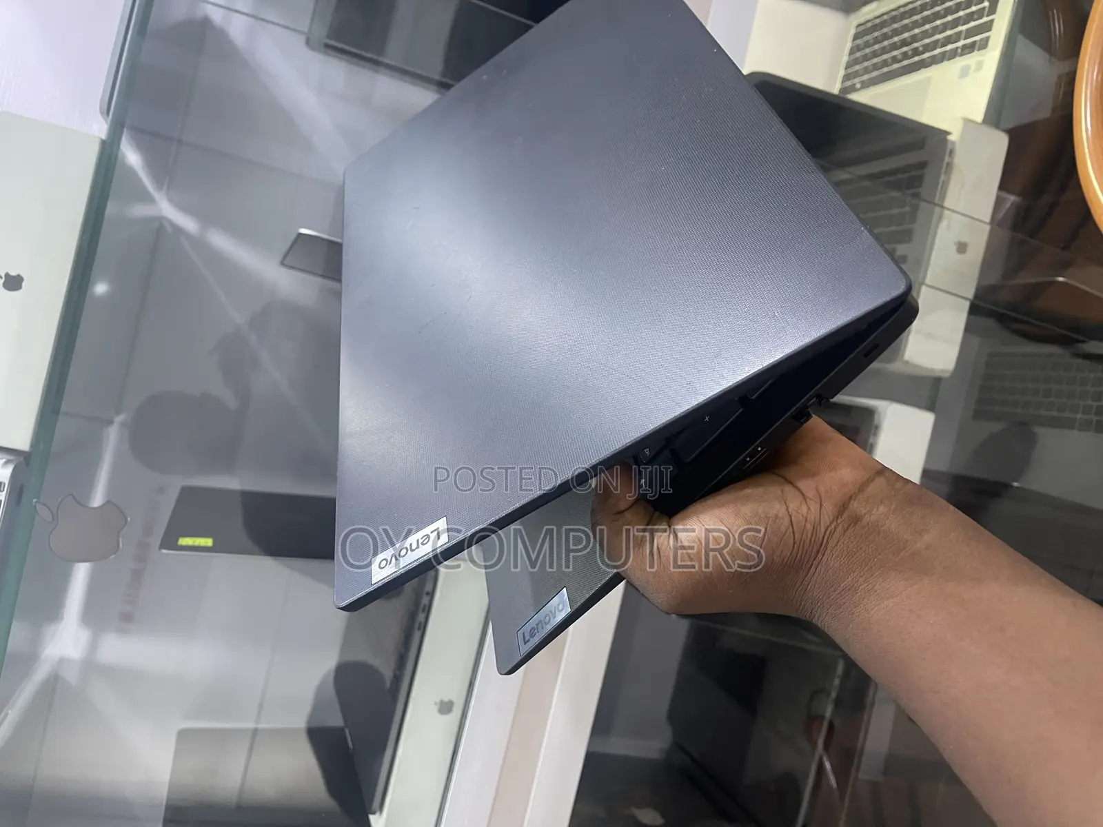 Laptop Lenovo V15 G4 16GB AMD Ryzen 5 SSD 512GB