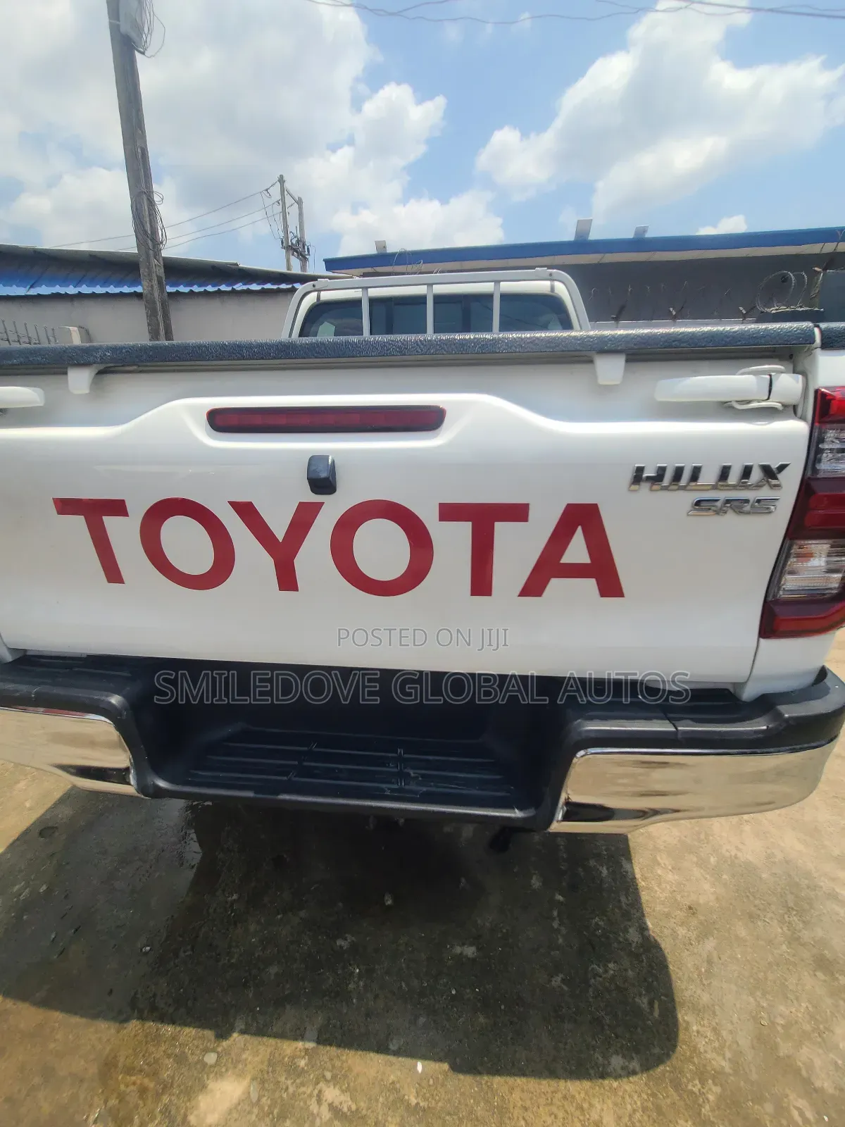 Toyota Hilux 2018 White