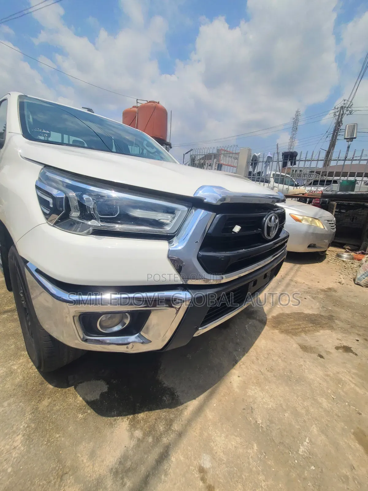 Toyota Hilux 2018 White