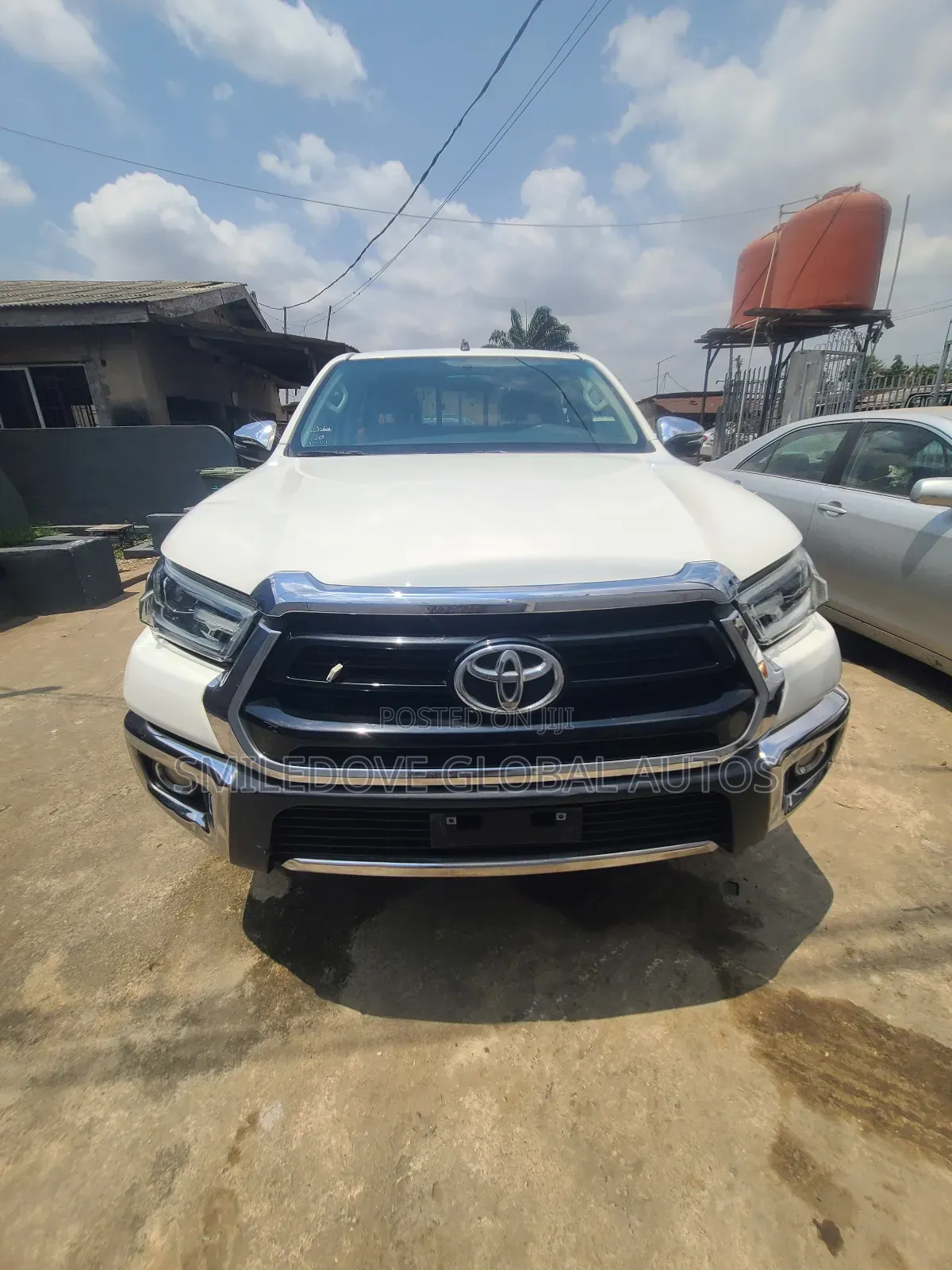 Toyota Hilux 2018 White