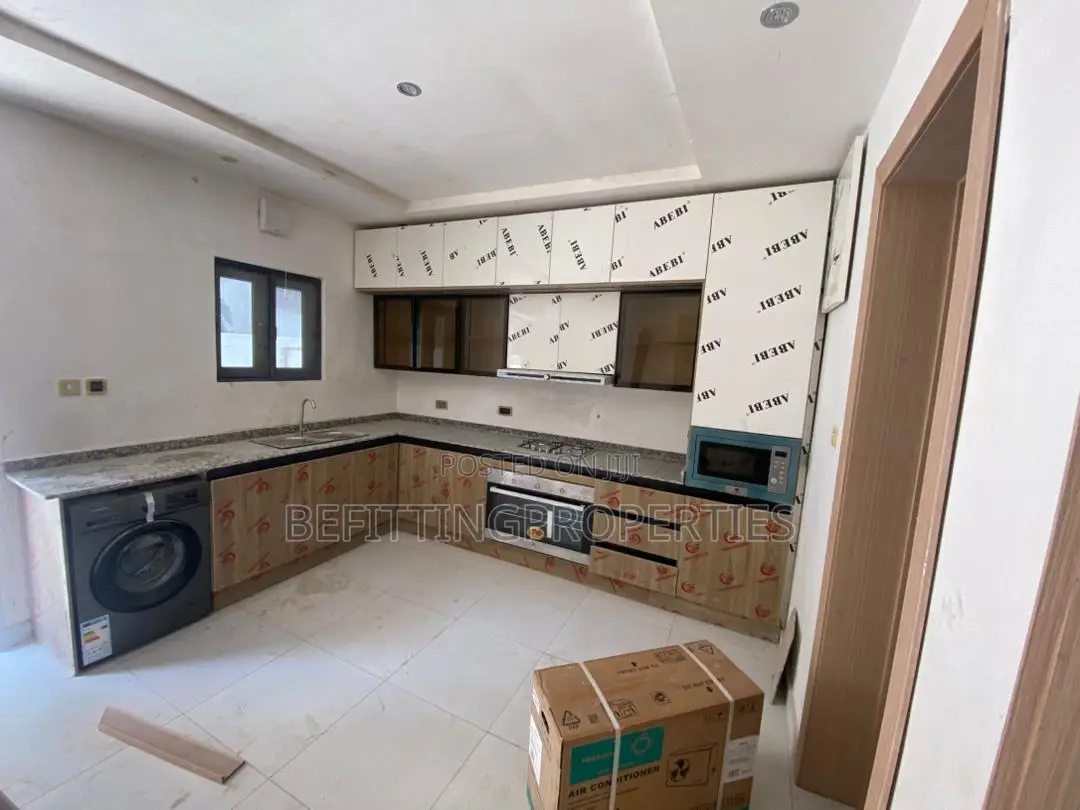 4bdrm Duplex in Ikoyi for sale