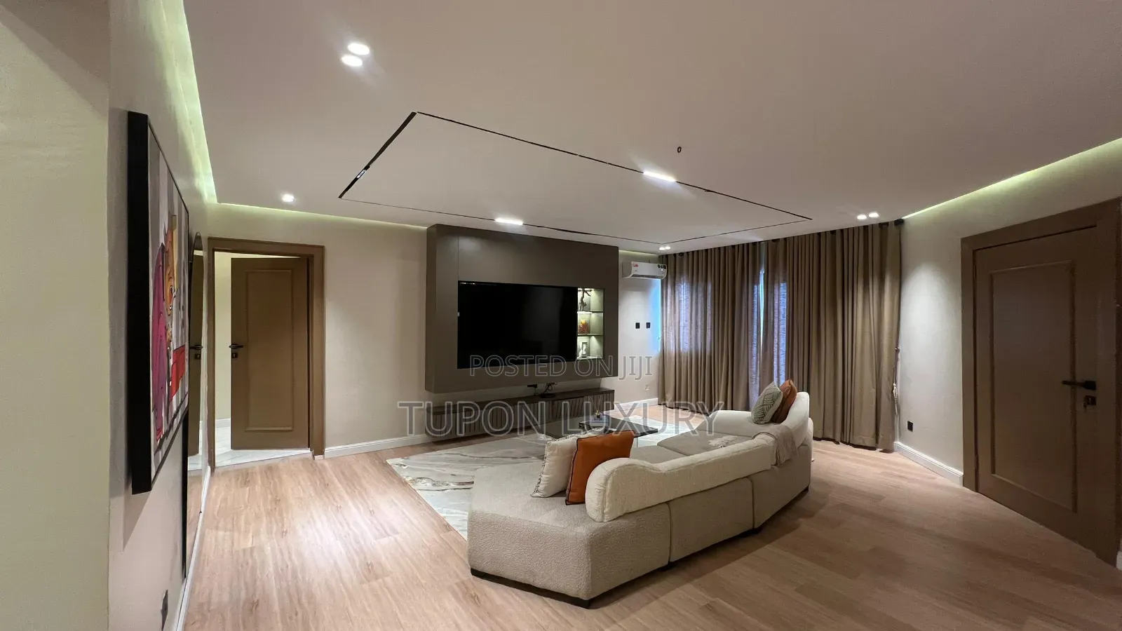 3 Bedroom Apartment With Pool