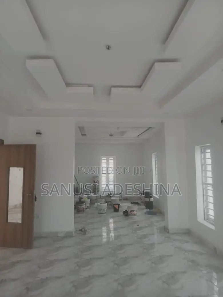 4bdrm Duplex in Gwarimpa Estate By, Gwarinpa for sale