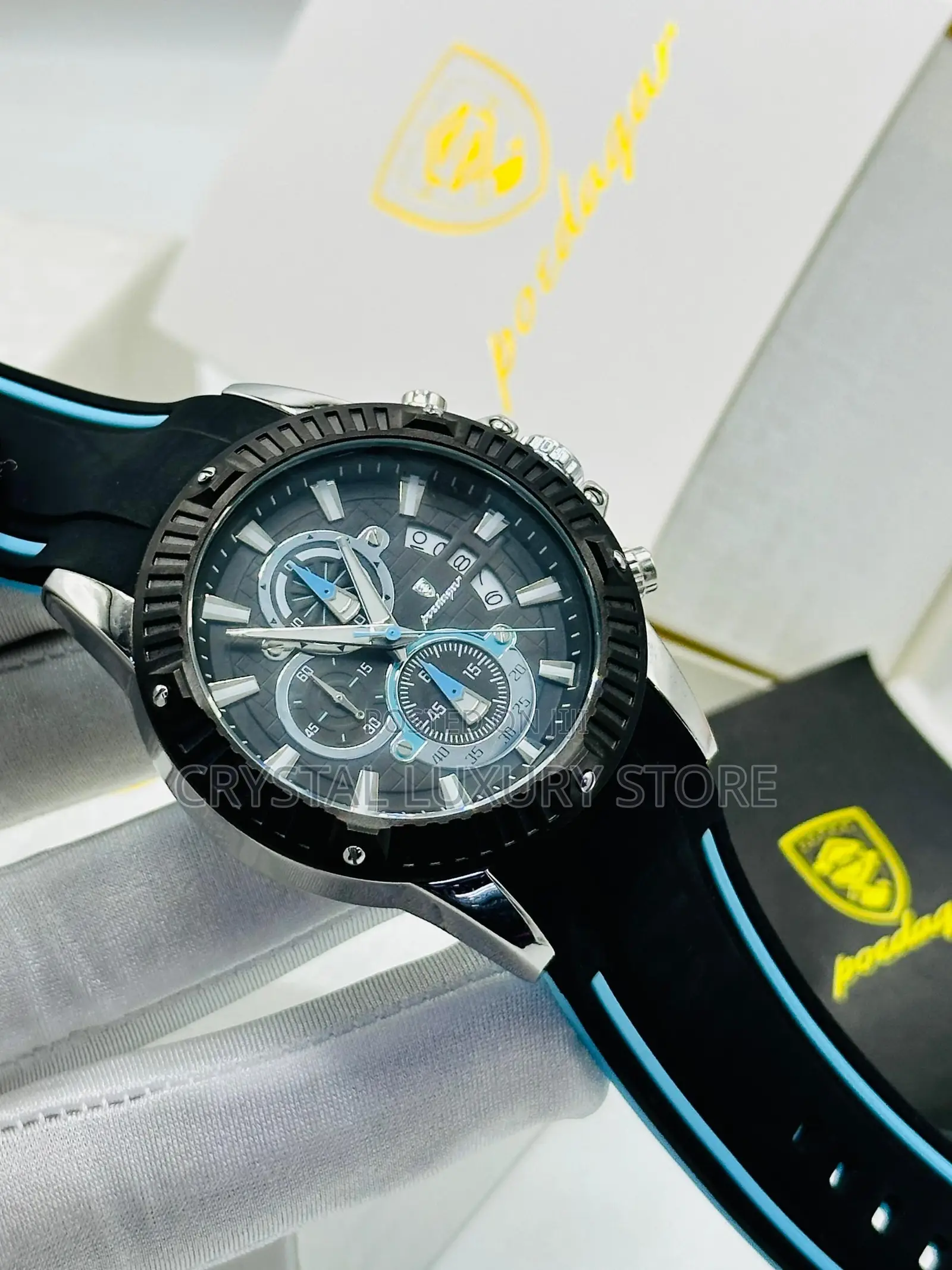 Poedagar Quality Men Rubber Strap Wristwatch