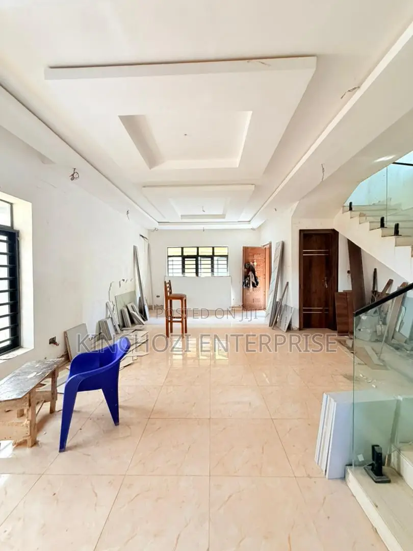 4bdrm Duplex in Maryland, Mende for sale